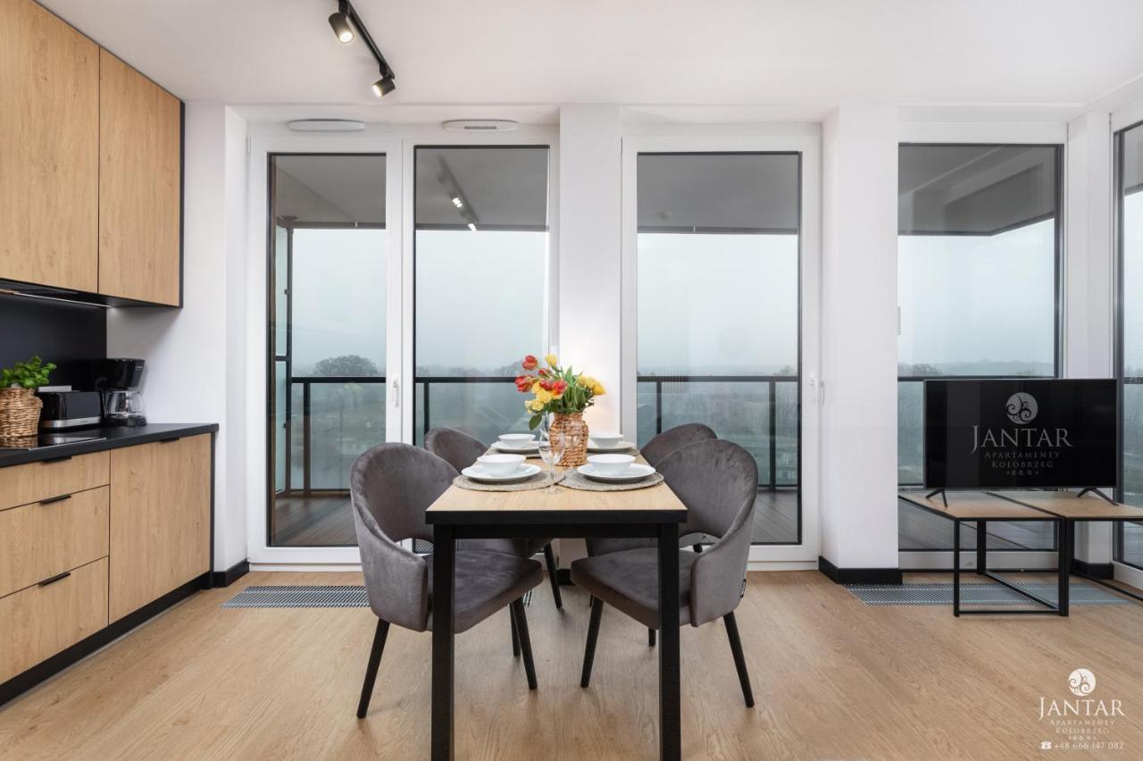 Lighthouse Mrzezyno - Jantar Apartamenty Kültér fotó