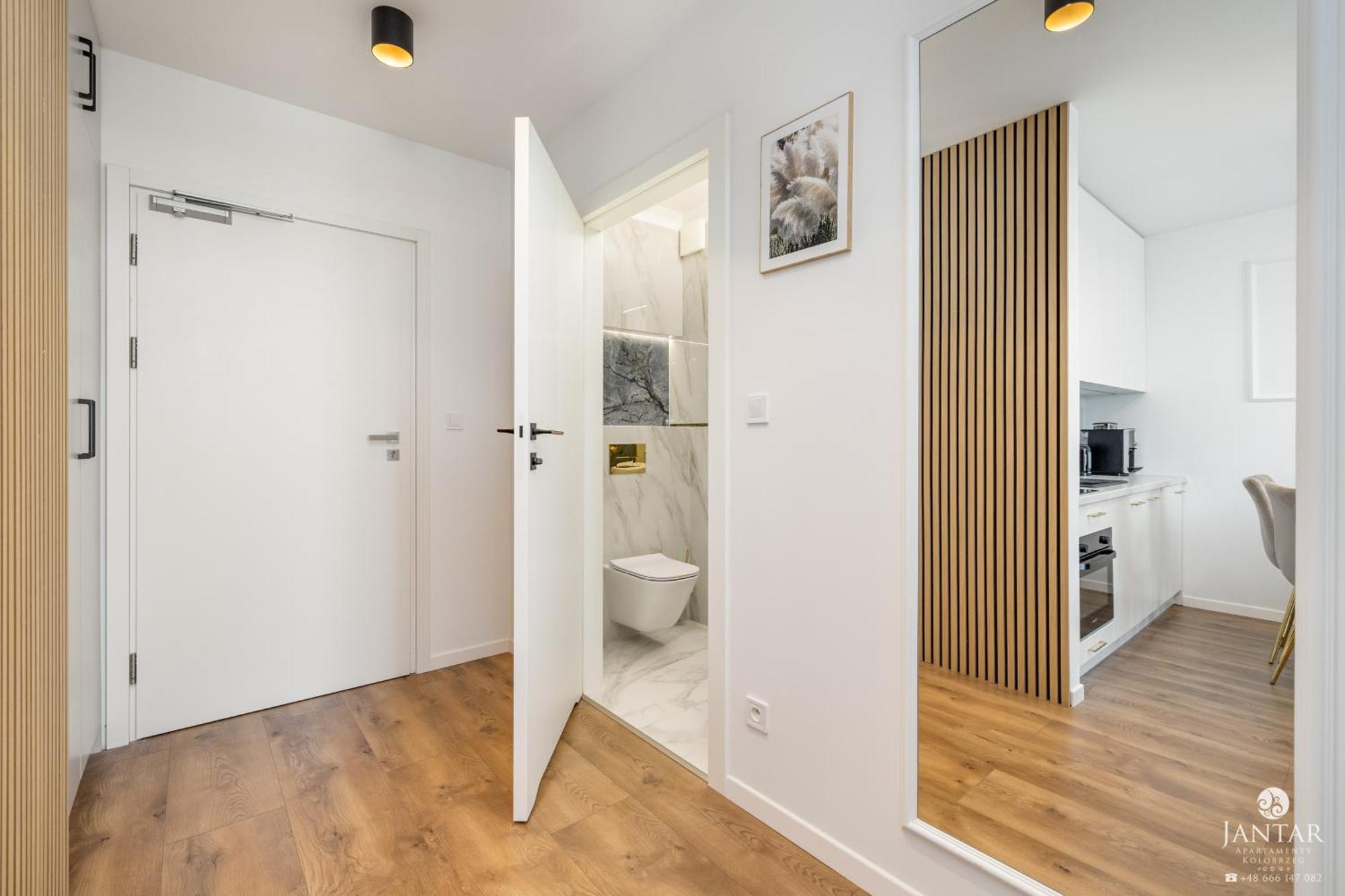 Lighthouse Mrzezyno - Jantar Apartamenty Kültér fotó